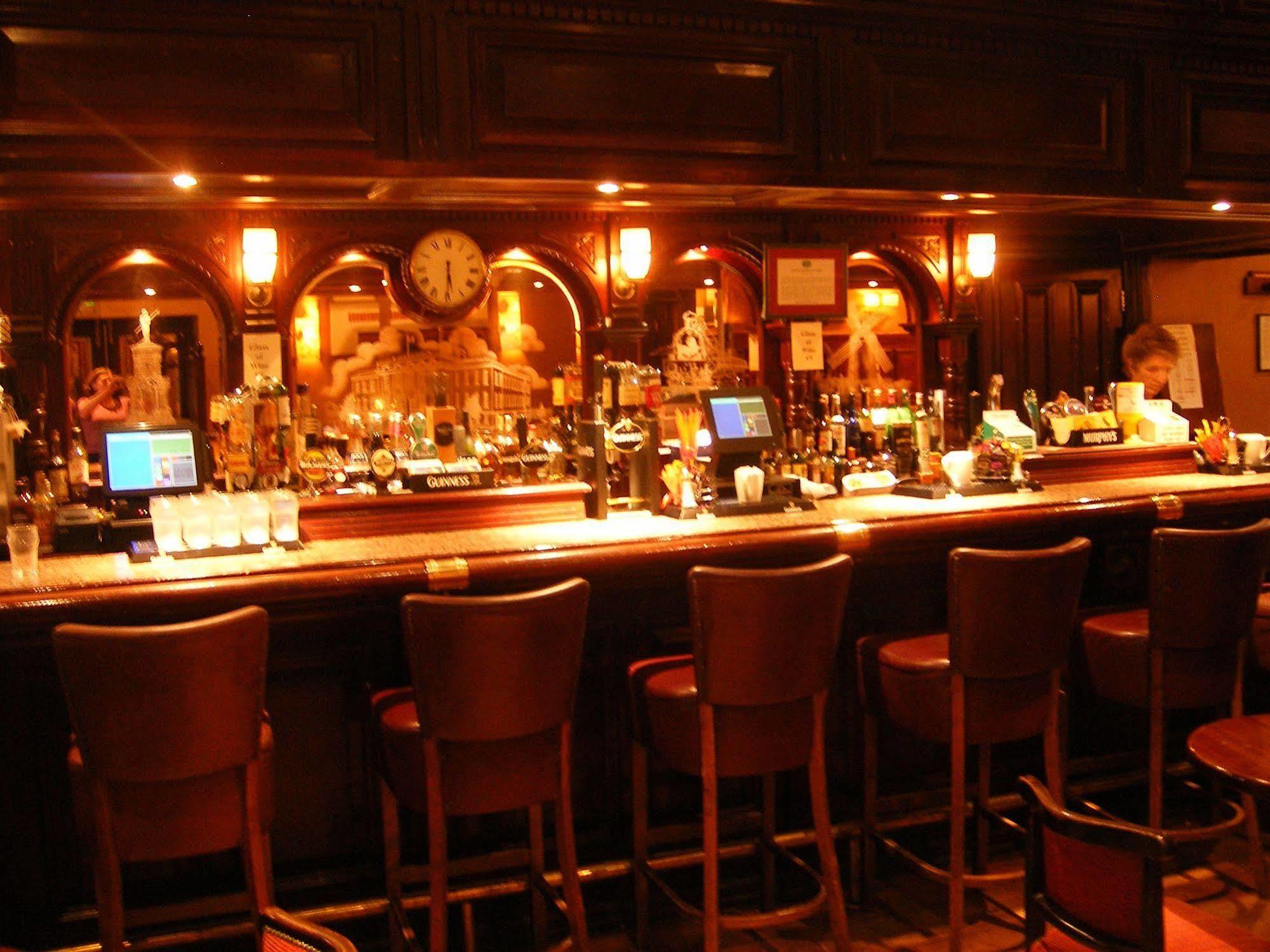 Grand Hotel
